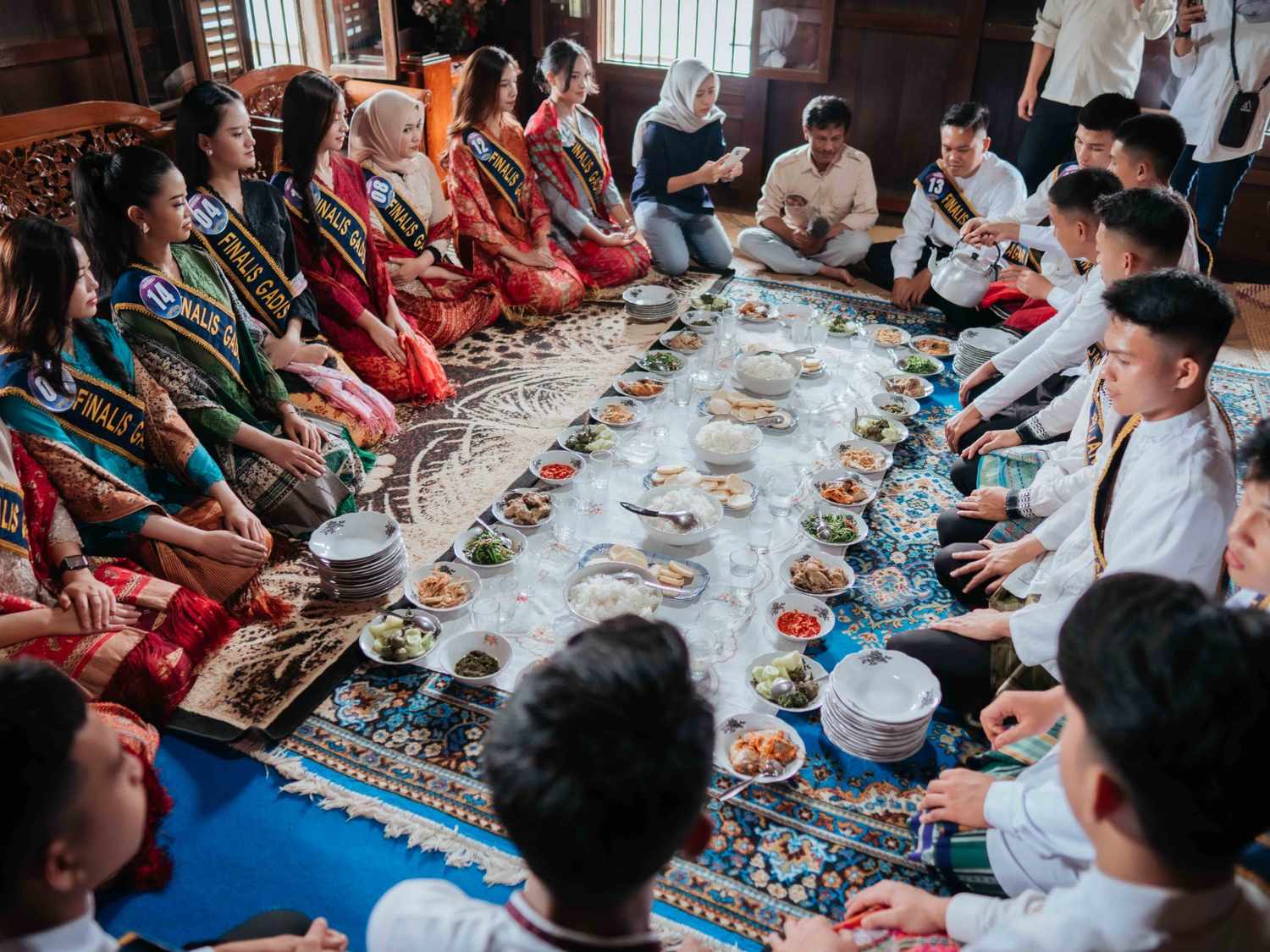 Finalis Bujang Gadis Pagar Alam 2026 Kunjungi Ghumah Baghi, Lestarikan Budaya Pantauan